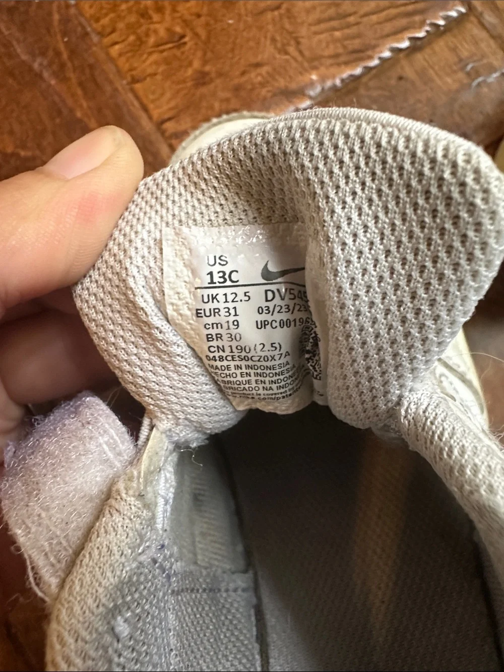 Nike Kids White Velcro Low-Top Sneakers